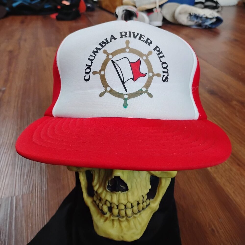 Deadstock Vintage Columbia River Pilots Snap Trucker Hat Cap